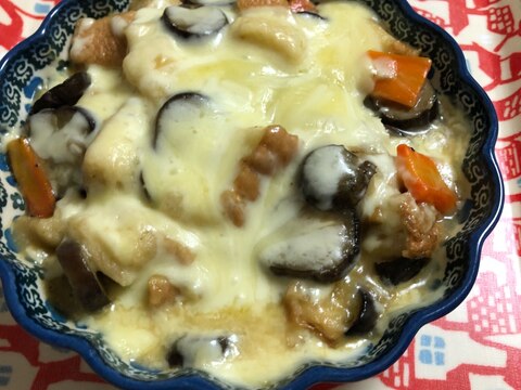 野菜と厚揚げのトマトチーズ焼き